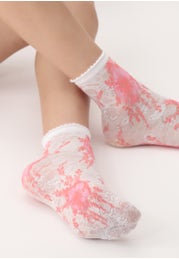 Blooming Floral Opaque Ankle Socks