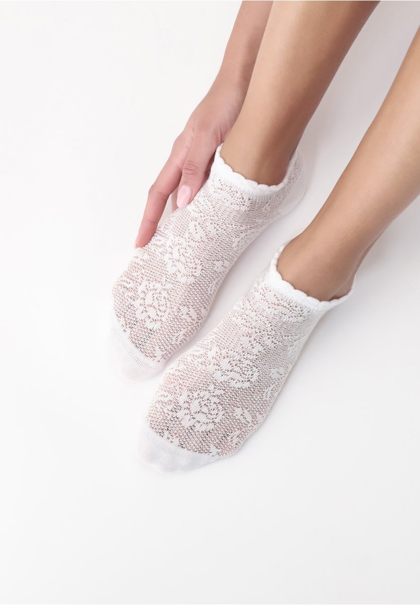 Lace Effect Roses Socks Sneakers